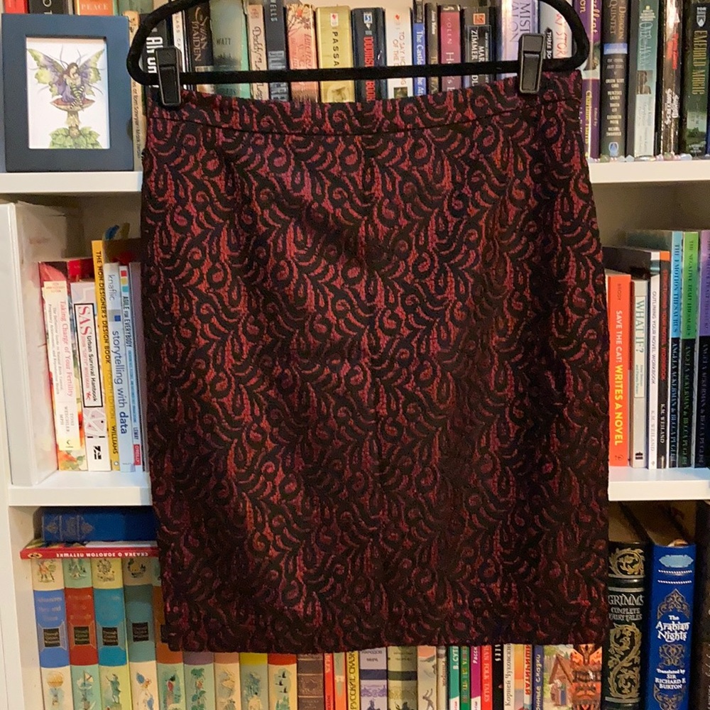 Last Chance! 
Red/black lace overlay Pencil Skirt, Sz 12, EUC, the Limited